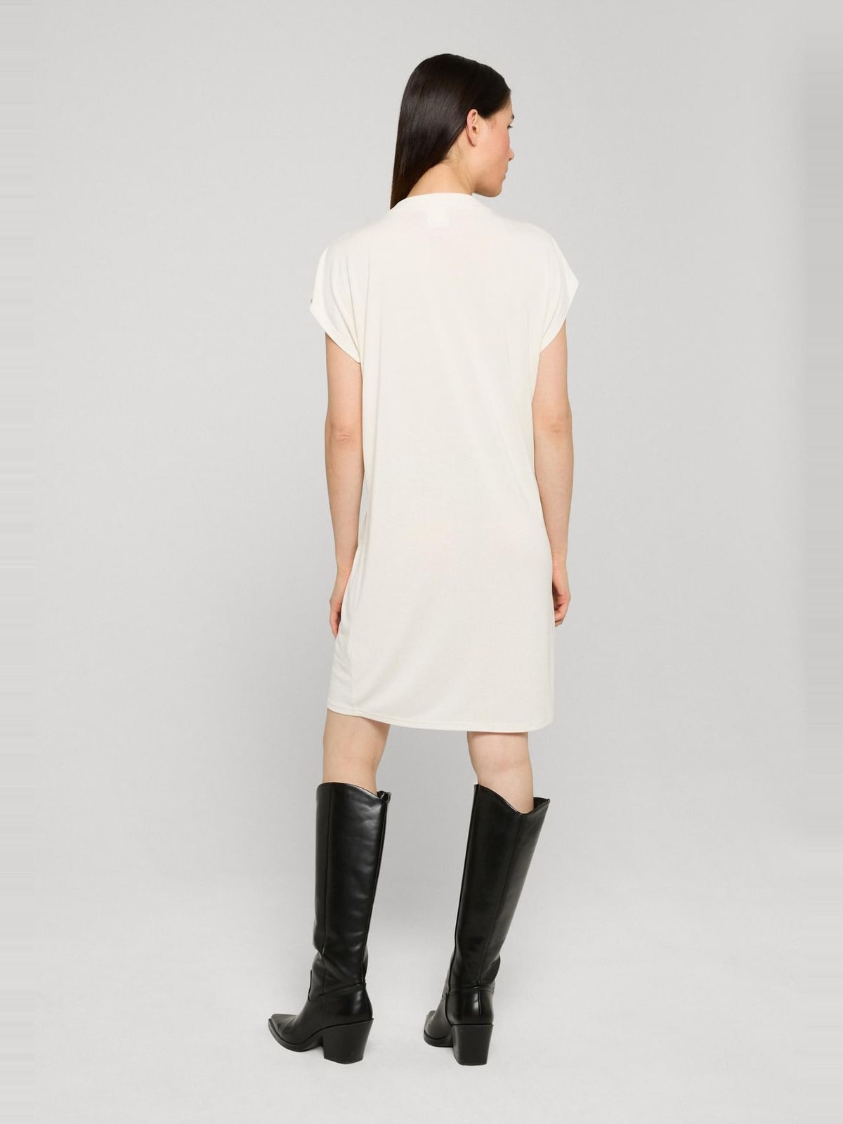 Γυναικείο φόρεμα Modal Dress με μίνιμαλ σχέδιο TB2598-00555 Urban Classics offwhite