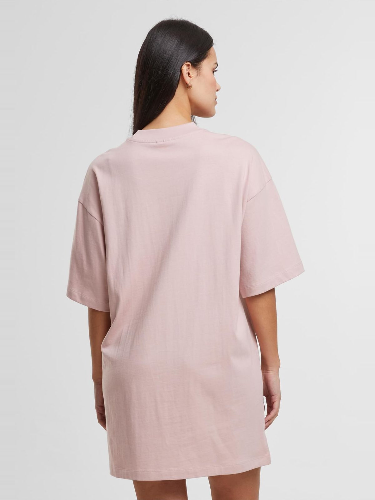Oversized T-shirt φόρεμα με βαριά υφή TB5052-19922 Urban Classics powderrose
