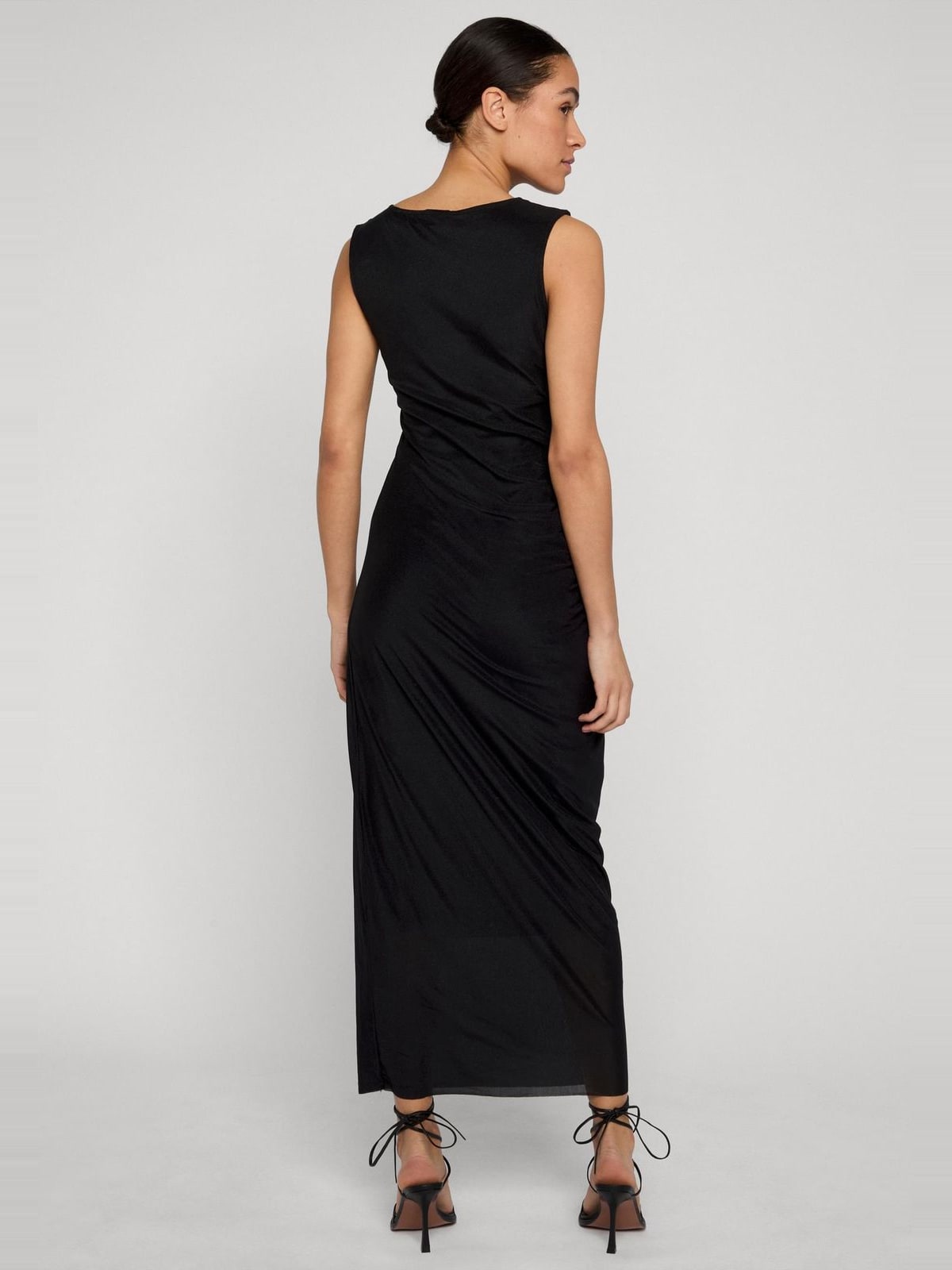 Μακρύ φόρεμα με ρυάκια Ladies Long Ruffled Mesh Dress TB8183-00007 Urban Classics black
