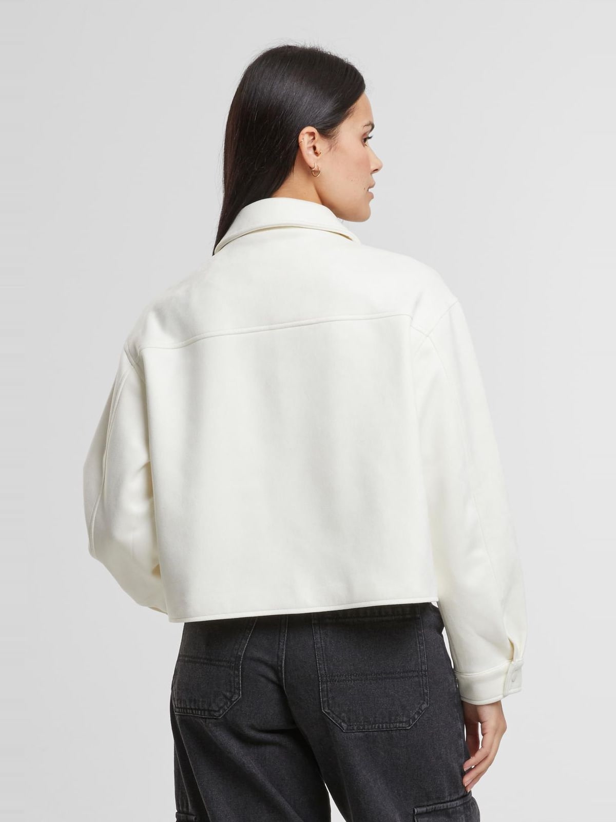 Γυναικείο μπουφάν Soft Touch Jacket με κανονική εφαρμογή TB7463-00555 Urban Classics offwhite