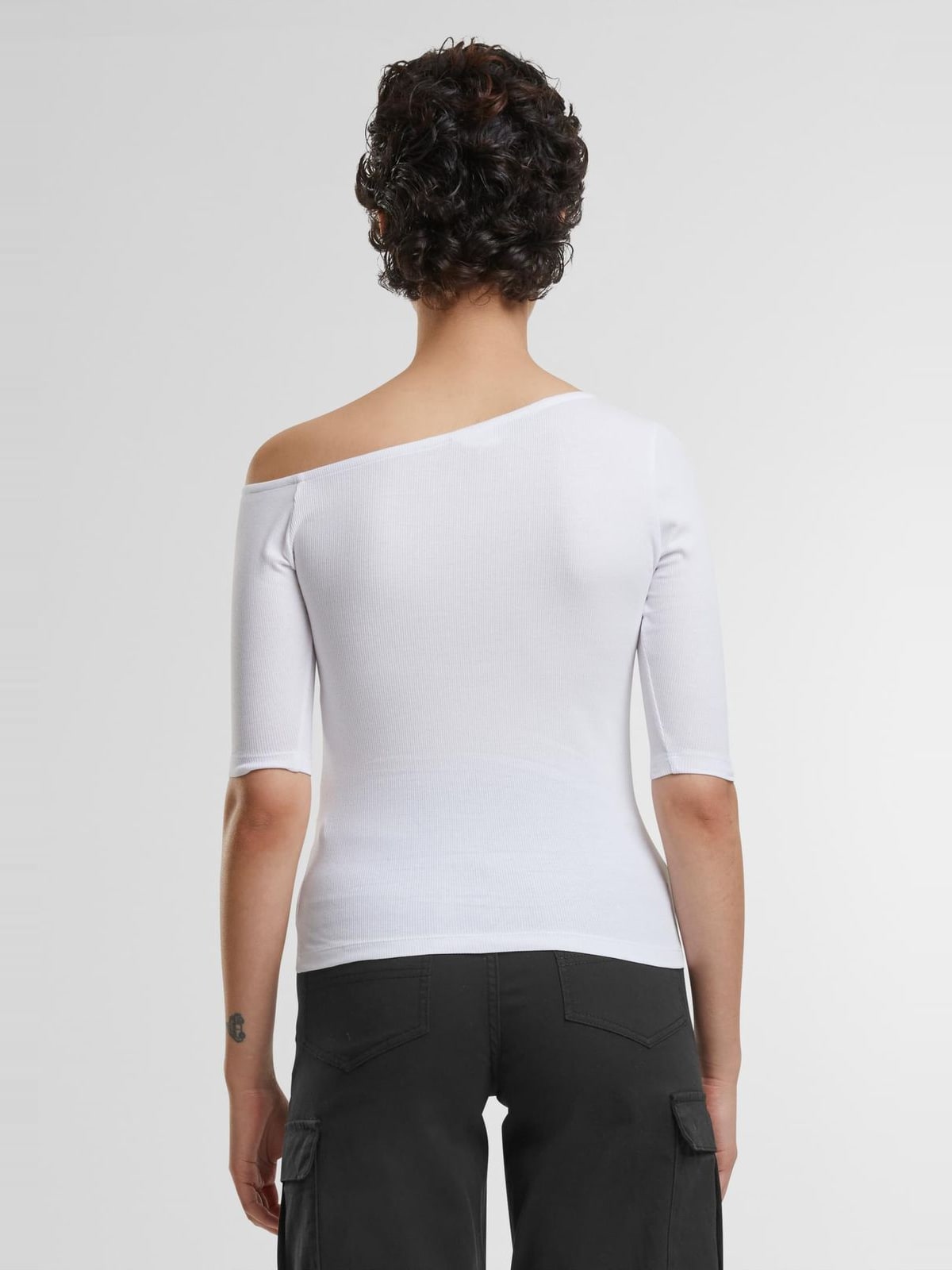 Γυναικεία μπλούζα Ladies Essentials Asymmetric Rib Tee με λαιμόκοψη ενός ώμου TB7096A-03168 Urban Classics white+white