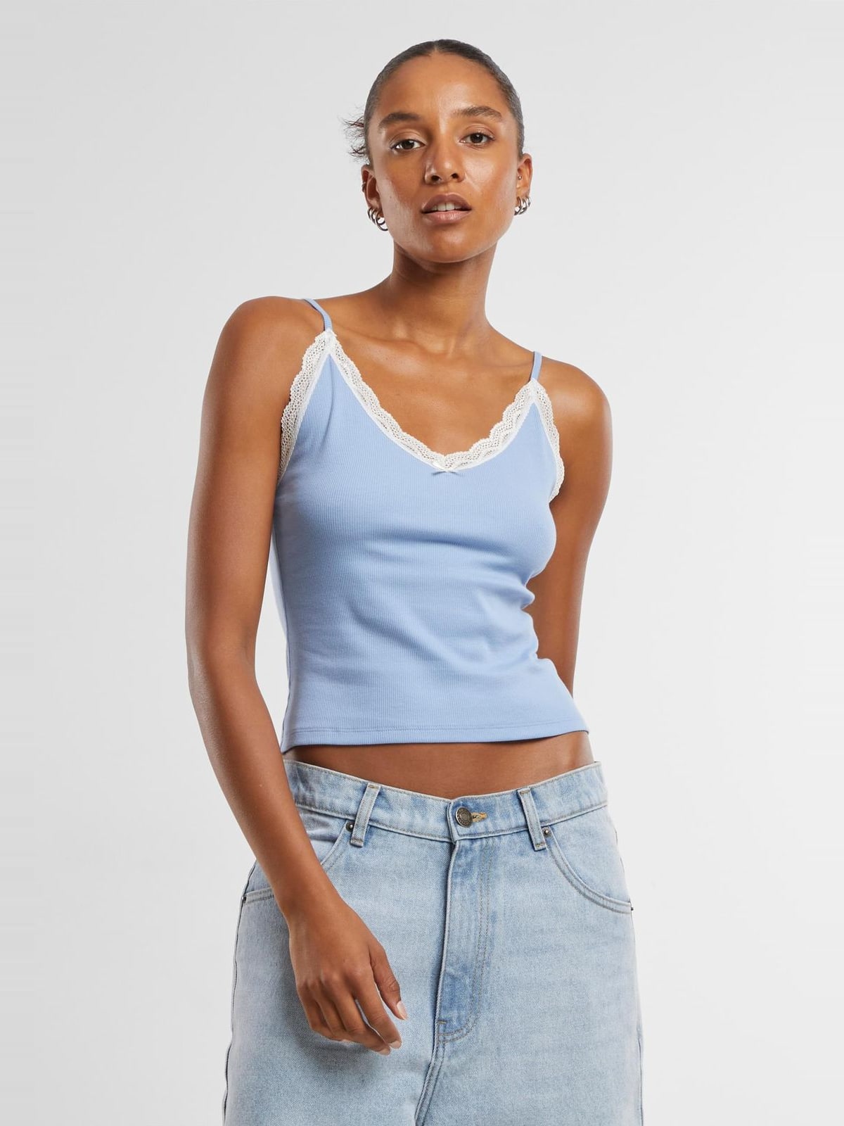 Γυναικείο τοπ V-Neck Lace Top 2-Pack με λεπτομέρεια δαντέλας TB7514A-20672 Urban Classics cloud+powderblue