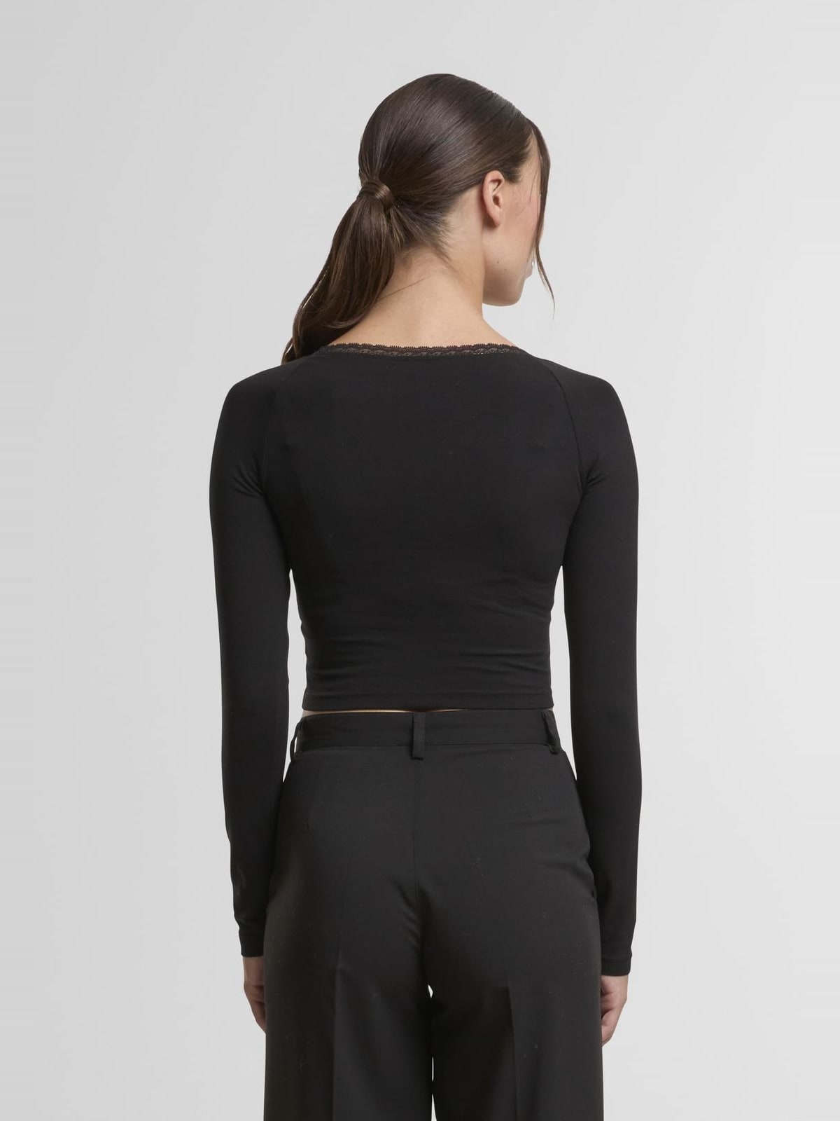 Γυναικεία μπλούζα Short Lognsleeve Lace Shirt με δαντελένια λεπτομέρεια TB7729-00007 Urban Classics black