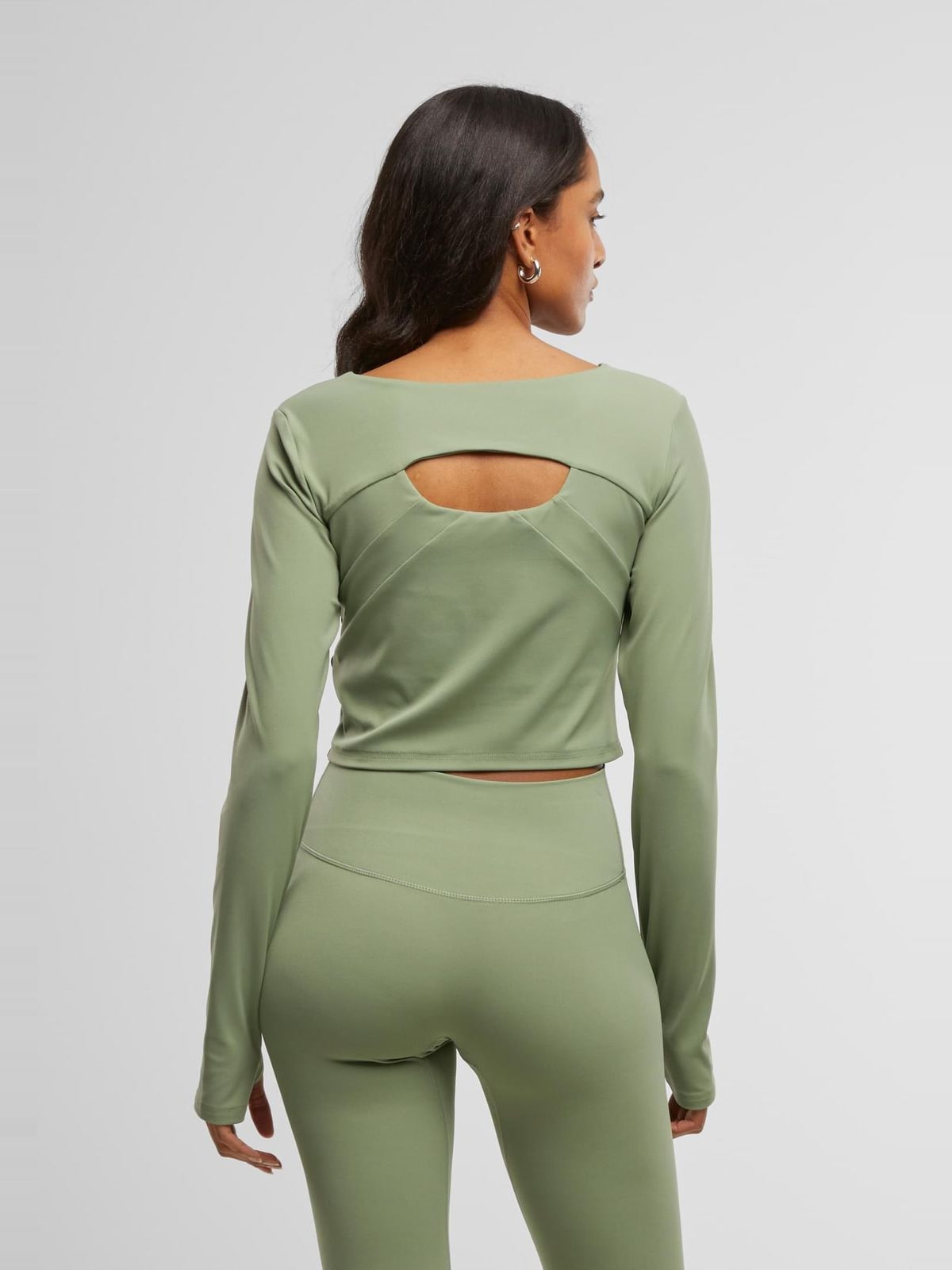 Γυναικεία μπλούζα Ladies Sports Longsleeve με μακριά μανίκια TB7807-20524 Urban Classics matcha green