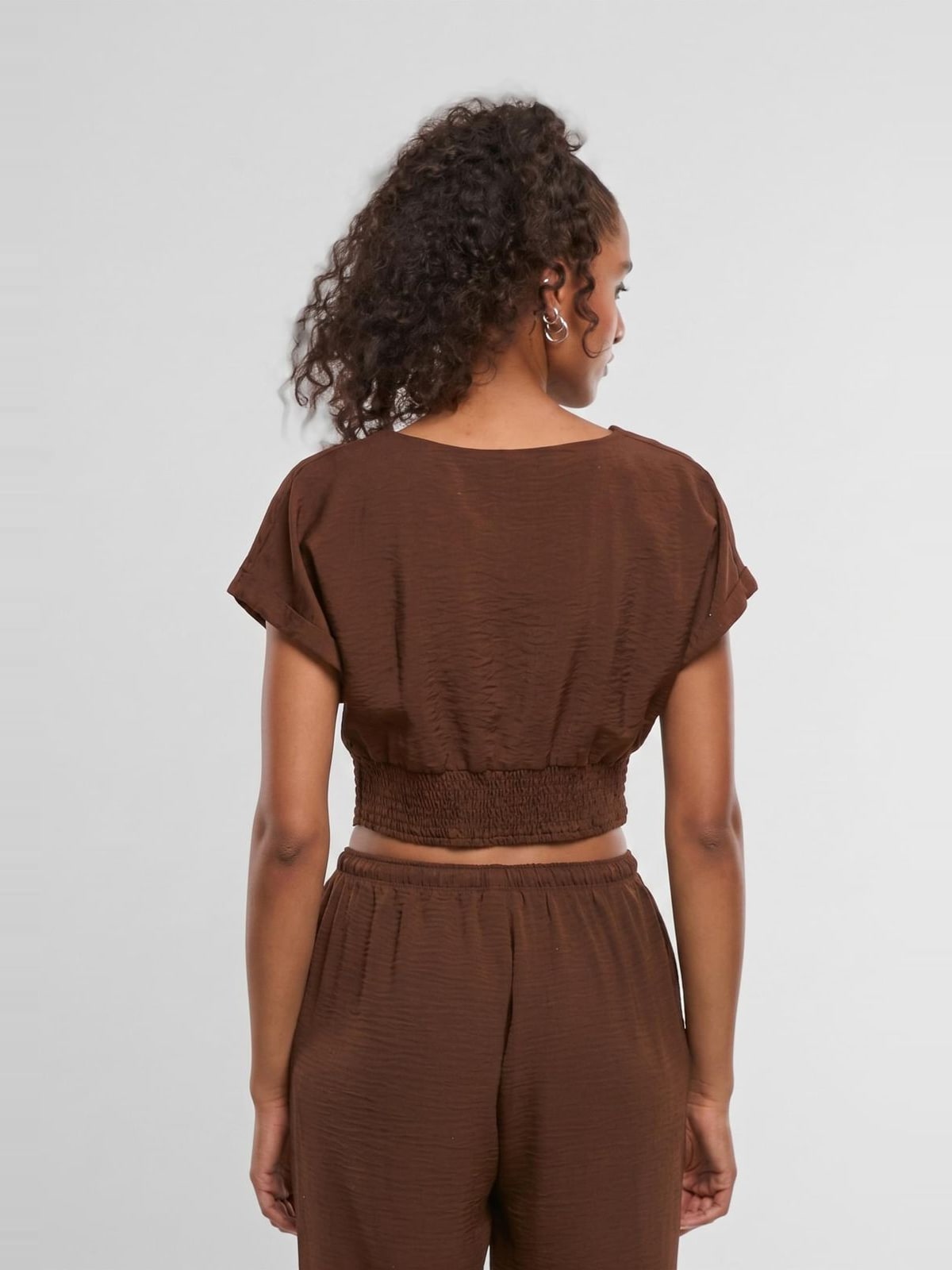 Γυναικεία μπλούζα Knotted V-Neck Top με κόμπο λεπτομέρεια TB8277-21859 Urban Classics cinnamonbrown