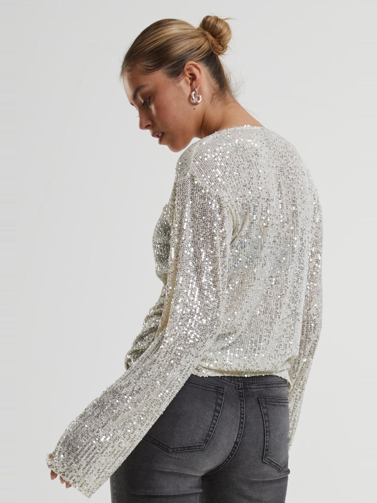 Μακρυμάνικη μπλούζα Ladies Sequins Longsleeve με παγιέτες TB6997-02903 Urban Classics whitesand